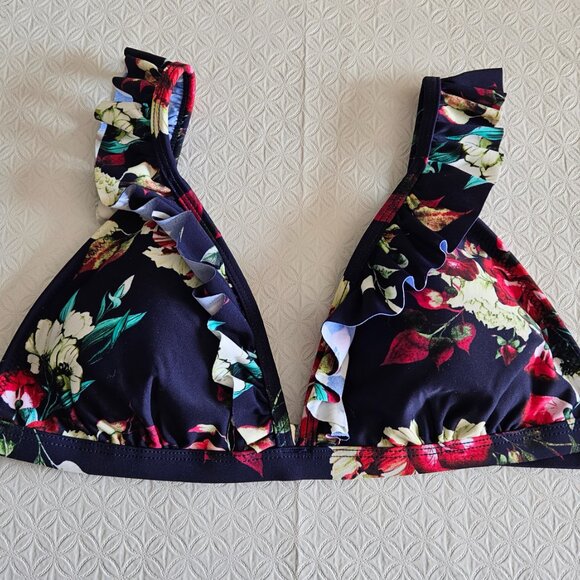 Floral bikini - Picture 2 of 4